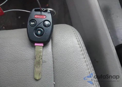 2010 Honda Accord 2.4 Lx-P z USA, uszkodzony, nr VIN 1HGCP2F42AA053746